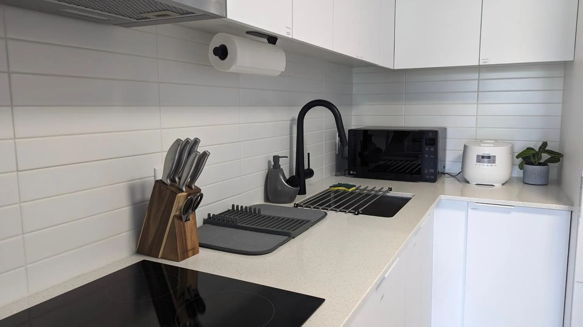 Apartment Studio Chic Au Coeur De Montreal, A Cote De Tout Canada